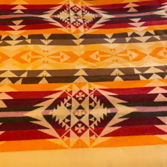 100 year old Pendleton Woolen Mills - Picture 1 of 5